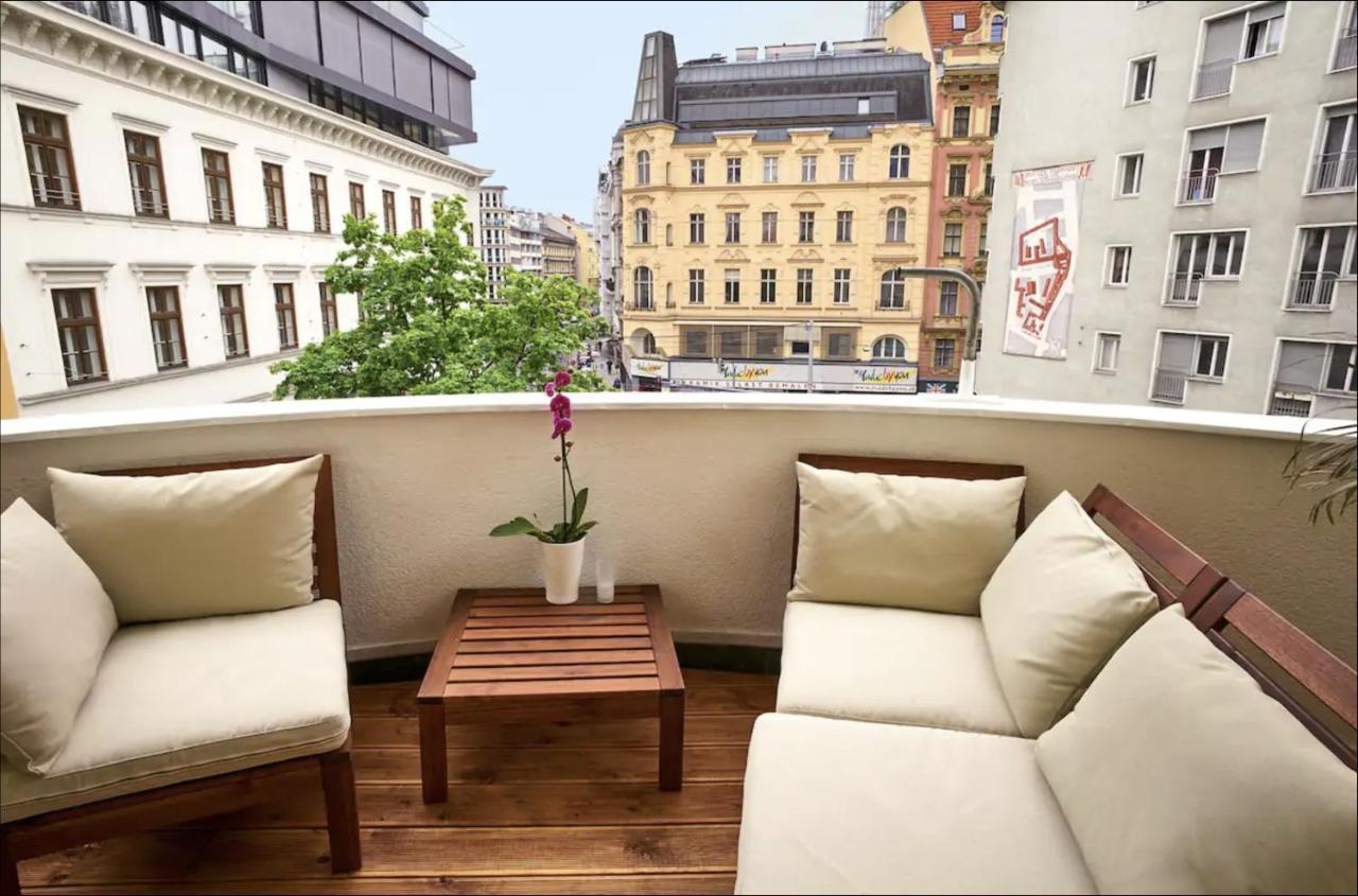 City Centre Klimts Balcony Wien Exteriör bild